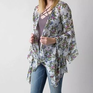 Gimmicks by BKE Floral Cardigan